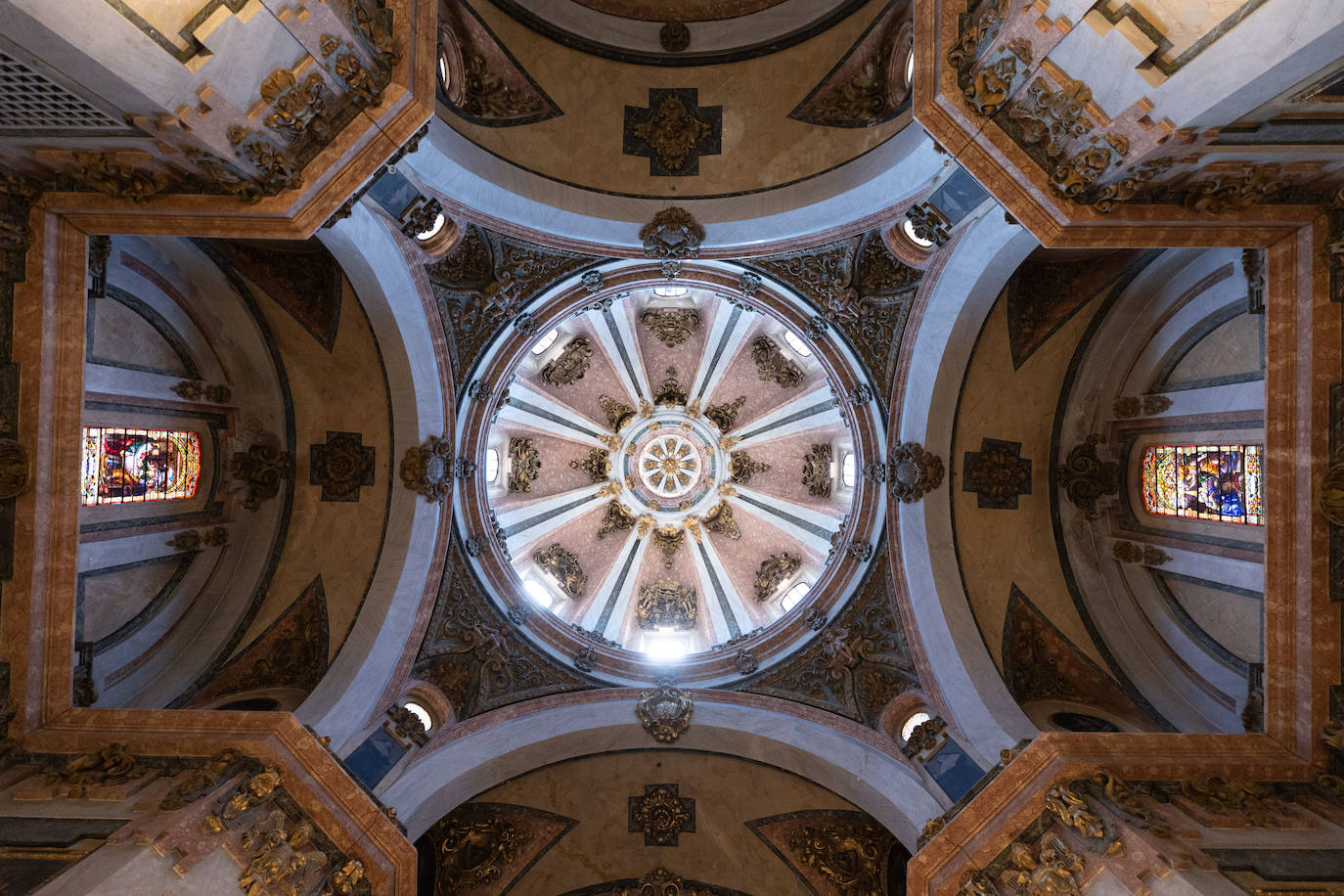 la-iglesia-de-granada-donde-se-bautiz-la-emperatriz-de-francia-ideal